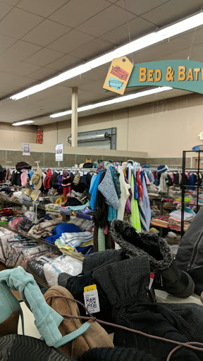Thrift Store «Thrift Town», reviews and photos, 6328 Fair Oaks Blvd, Carmichael, CA 95608, USA