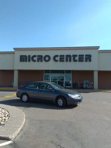 Electronics Store «Micro Center», reviews and photos, 8000 E Quincy Ave, Denver, CO 80237, USA