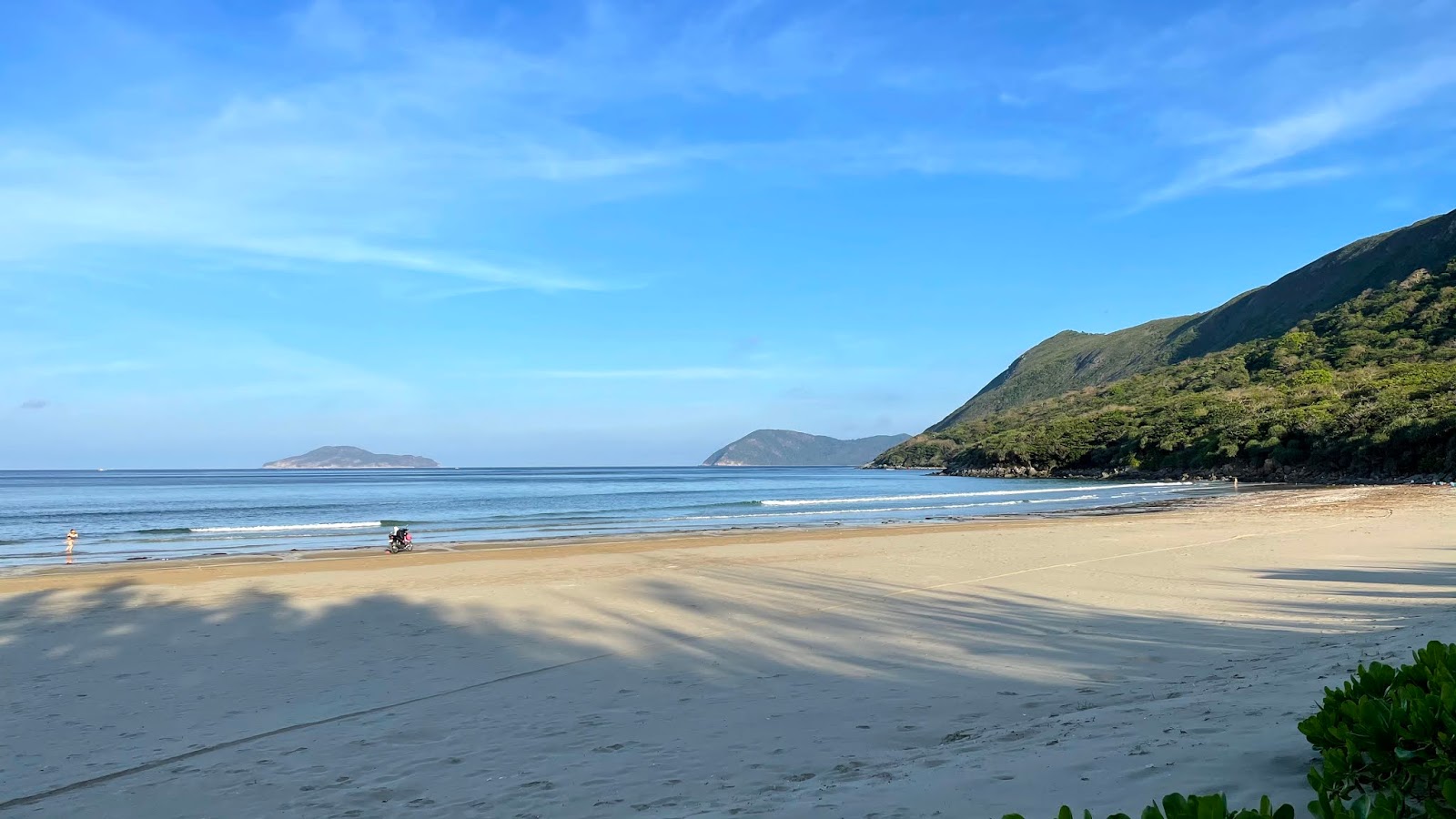 Photo de Dong Beach avec sable lumineux de surface