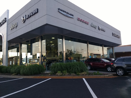 Car Dealer «DARCARS Chrysler Dodge Jeep Ram of Marlow Heights», reviews and photos, 5060 Auth Way, Suitland, MD 20746, USA