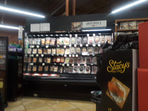 Supermarket «Giant Eagle Supermarket», reviews and photos, 9901 Mountain View Dr, West Mifflin, PA 15122, USA