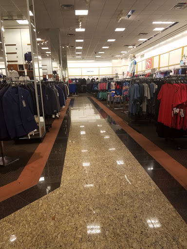 Department Store «Century 21 Department Store», reviews and photos, 1085 Old Country Rd, Westbury, NY 11590, USA