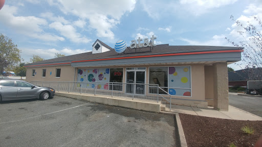 Cell Phone Store «AT&T», reviews and photos, 275 N Dupont Hwy, Dover, DE 19901, USA