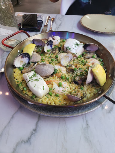 Restaurants to eat paella in Portland