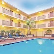 La Quinta Inn & Suites by Wyndham San Diego Old Town/Airport