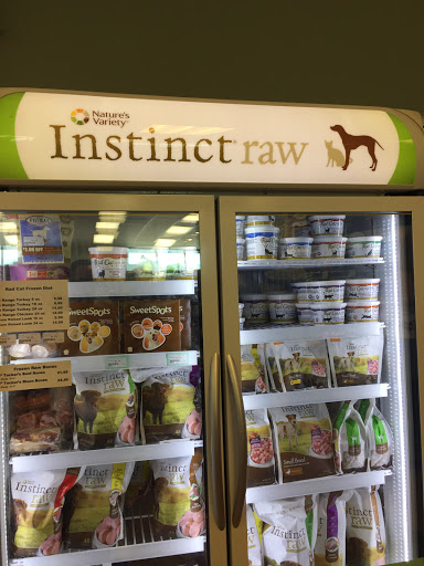 Pet Supply Store «Pet Oasis», reviews and photos, 72877 Dinah Shore Dr, Rancho Mirage, CA 92270, USA