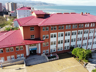 Züfer Mustafa Eriş Ortaokulu