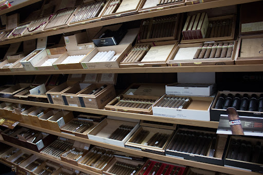 Tobacco Shop «Fine Cigar & Tobacco House LLC», reviews and photos, 192 W Main St, Avon, CT 06001, USA