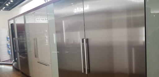 Appliance Store «Capital Distributing Showroom», reviews and photos, 2910 N Stemmons Fwy, Dallas, TX 75247, USA
