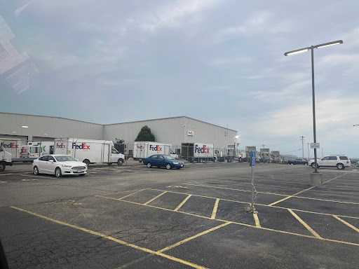 Mailing Service «FedEx Ground», reviews and photos, 9667 Inter-Ocean Dr, Cincinnati, OH 45246, USA