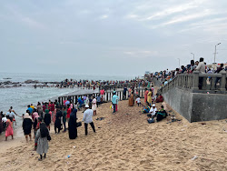 Foto von Triveni Sangamam Beach und die siedlung