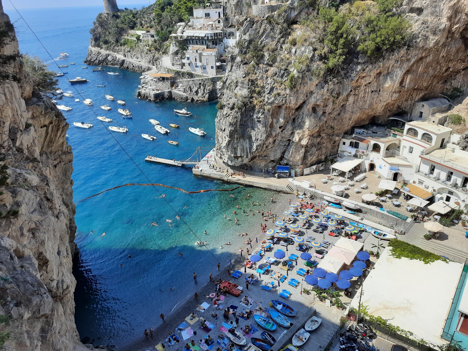 Marina di Praia'in fotoğrafı kısmen tatil bölgesi