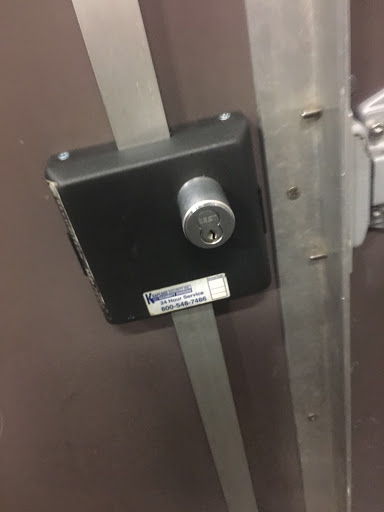 Locksmith «Zip Locksmith», reviews and photos, 35400 Pacific Hwy S, Federal Way, WA 98003, USA