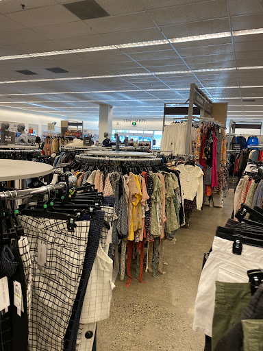 Department Store «Nordstrom Rack», reviews and photos, 3920 124th Ave SE, Bellevue, WA 98006, USA