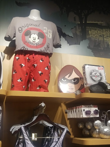 Toy Store «Disney Store», reviews and photos, 3333 Bristol St, Costa Mesa, CA 92626, USA