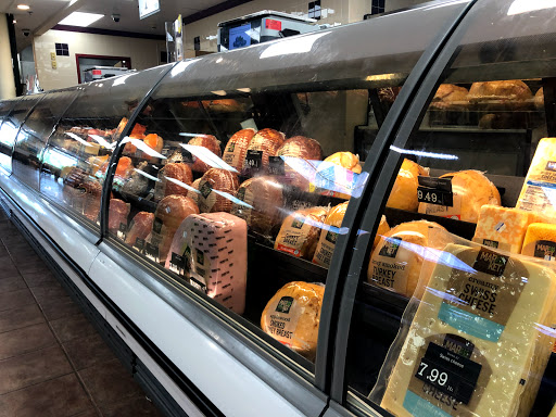 Supermarket «Price Chopper», reviews and photos, 285 N Plainfield Rd, West Lebanon, NH 03784, USA