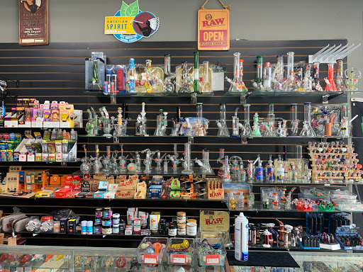 Tobacco Shop «R.M Tobacco Shop», reviews and photos, 2161 Colorado Blvd, Eagle Rock, CA 90041, USA