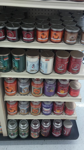 Discount Store «Big Lots», reviews and photos, 2400 W International Speedway Blvd, Daytona Beach, FL 32114, USA