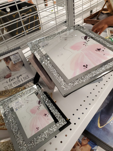 Clothing Store «Ross Dress for Less», reviews and photos, 2201 S Interstate 35 E, Denton, TX 76205, USA