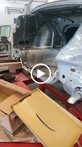 Auto Body Shop «Le Chateau Body Shop», reviews and photos, 6066 Hoffner Ave, Orlando, FL 32822, USA