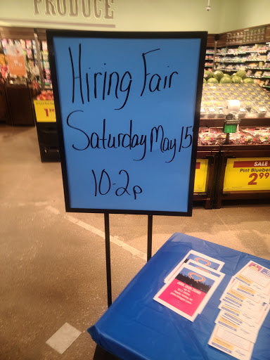 Grocery Store «Kroger», reviews and photos, 821 Indianapolis Rd, Greencastle, IN 46135, USA