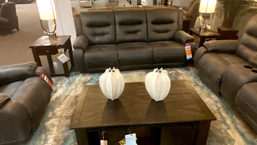 Furniture Store «Haynes Furniture», reviews and photos, 9515 W Broad St, Henrico, VA 23294, USA