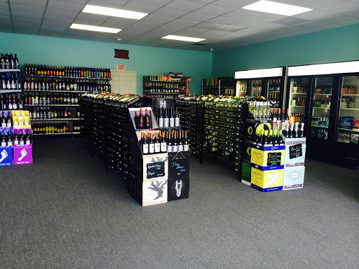 Liquor Store «Smithville Discount Wine & Spirits», reviews and photos, 413 E Broad St, Smithville, TN 37166, USA