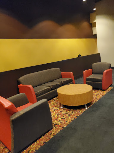 Movie Theater «AMC DINE-IN Menlo Park 12», reviews and photos, 55 Parsonage Rd #390, Edison, NJ 08837, USA