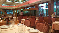 Atmosphère du Restaurant asiatique Palais d'Auvers à Auvers-sur-Oise - n°15