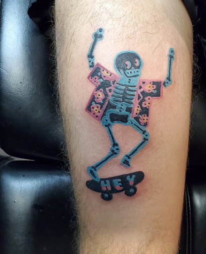 Tattoo Shop «Seven Daggers Tattoo Studio», reviews and photos, 1102 2nd Ave, Opelika, AL 36801, USA