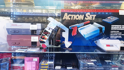 Video Game Store «Beltline Play N Trade», reviews and photos, 2500 E Beltline Ave SE, Grand Rapids, MI 49546, USA