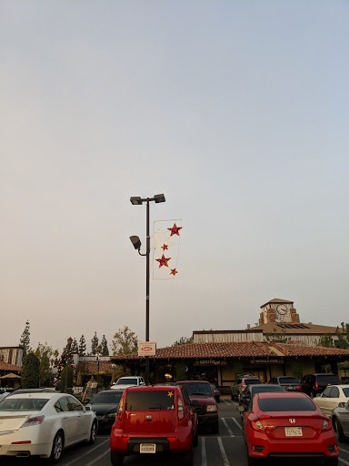 Shopping Mall «Canyon Crest Towne Centre», reviews and photos, 5227 Canyon Crest Dr, Riverside, CA 92507, USA