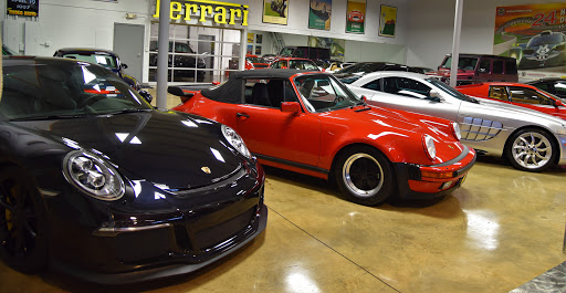 Used Car Dealer «Premier Sports Cars», reviews and photos, 1950 E Chestnut Expy, Springfield, MO 65802, USA