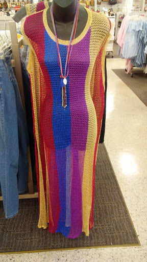 Shopping Mall «Circle Plaza Shopping Center», reviews and photos, 425-527 E Belt Blvd, Richmond, VA 23224, USA