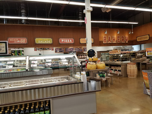 Grocery Store «Fresh Thyme Farmers Market - Omaha», reviews and photos, 14949 Evans Plaza, Omaha, NE 68116, USA