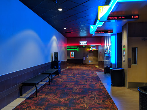Movie Theater «Regal Cinemas Issaquah Highlands 12 IMAX & RPX», reviews and photos, 940 NE Park Dr, Issaquah, WA 98029, USA