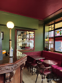 Atmosphère du Café Café De La Paix à Verneuil d'Avre et d'Iton - n°2