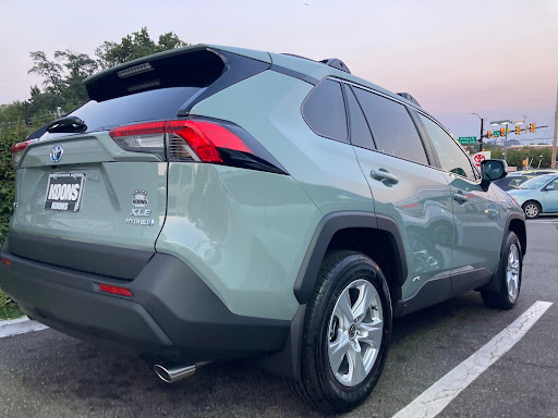 Toyota Dealer «Koons Arlington Toyota», reviews and photos, 4045 Lee Hwy, Arlington, VA 22207, USA