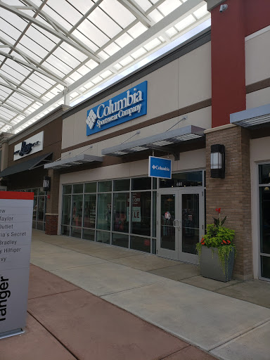 Sportswear Store «Columbia Outlet Store», reviews and photos, 400 South Wilson Road #480, Sunbury, OH 43074, USA