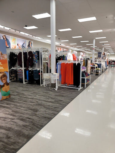 Department Store «Target», reviews and photos, 160 N Research Pl, Central Islip, NY 11722, USA