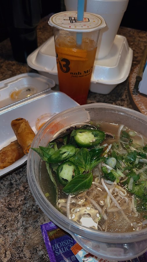 Banh Mi & Tea Estero