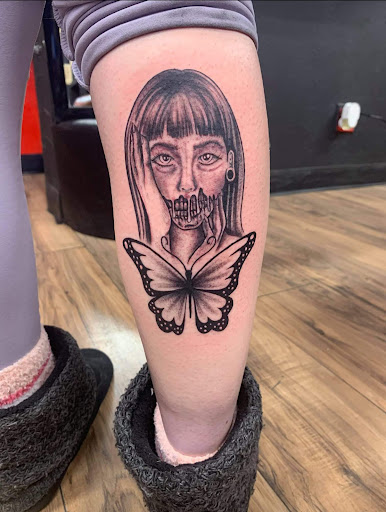 Explore gold tattoo ideas, creative tattoo ideas in Denver, available at Denvers Competitive Ink