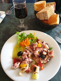 Plats et boissons du Restaurant portugais 5 Quinas à Saint-Denis - n°4