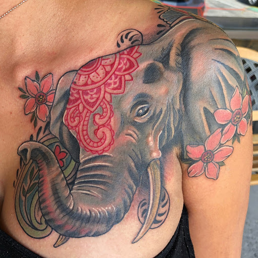 Tattoo Shop «The Tattoo Room», reviews and photos, 2315 Kuehner Dr #111, Simi Valley, CA 93063, USA