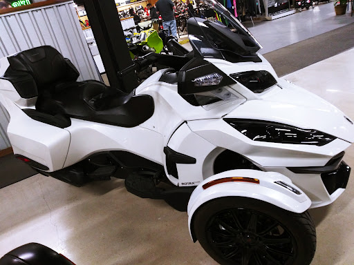 Motorcycle Dealer «Woods Cycle Country», reviews and photos, 1933 Interstate 35 Frontage Rd, New Braunfels, TX 78130, USA