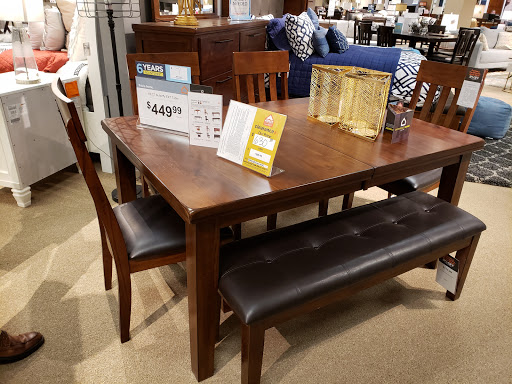 Furniture Store «Ashley HomeStore», reviews and photos, 6609 Edwardsville Crossing Dr, Edwardsville, IL 62025, USA