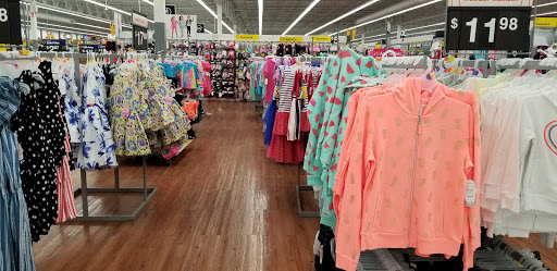 Discount Store «Walmart», reviews and photos, 1460 Golf Rd, Rolling Meadows, IL 60008, USA