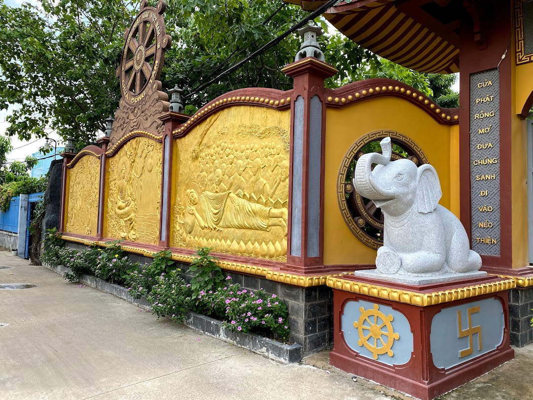 Chùa Đồng Tâm ( Dong Tam Monastery )
