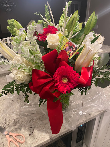 Florist «Katydid Flowers», reviews and photos, 32 Hastings St, Mendon, MA 01756, USA