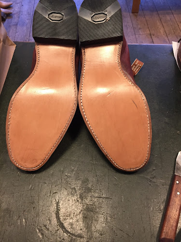 Hobsons Shoe repairs/leather goods